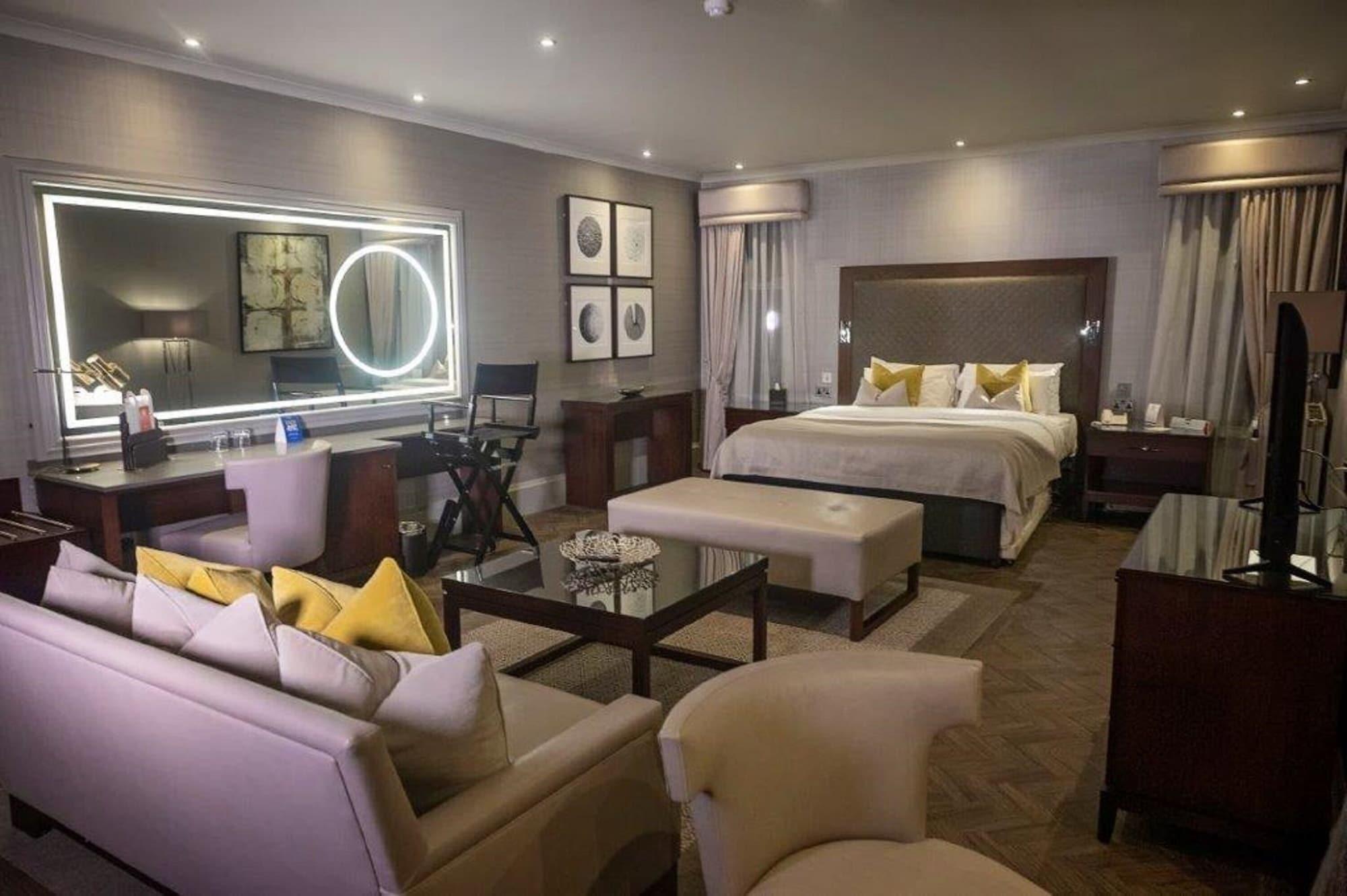 Best Western Garfield House Hotel Chryston Ngoại thất bức ảnh